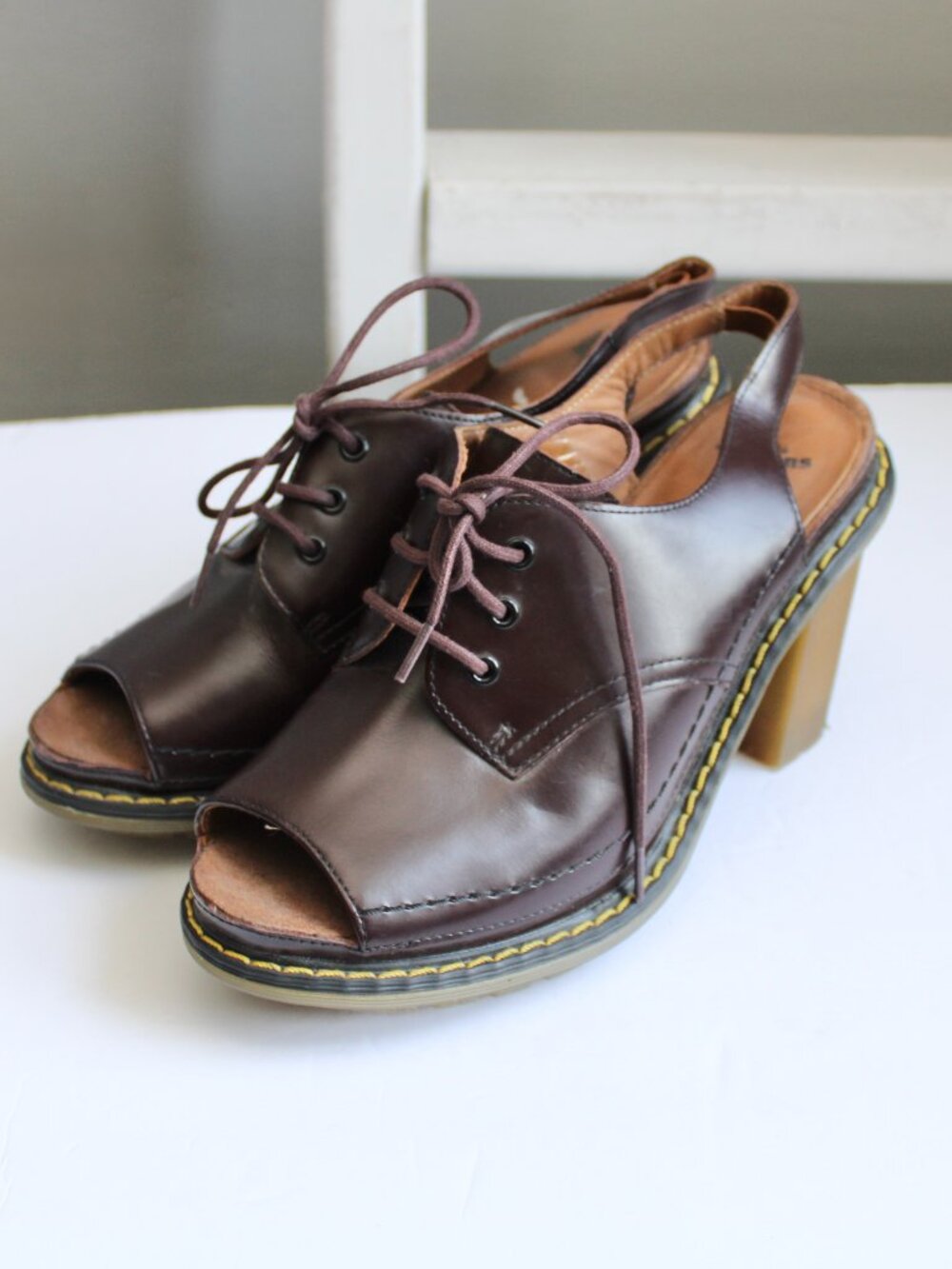 Dr Martens Tara Open-Toe Lace-Up Sling-Backs Brown Block Heels Women’s Size 7